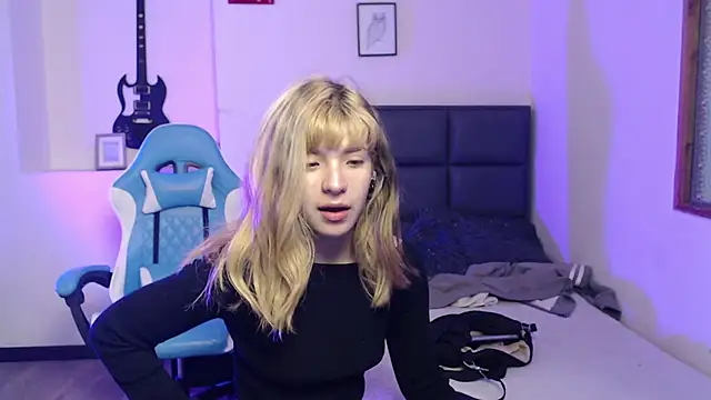 Amnesia  online show from October 20, 12:27 pm