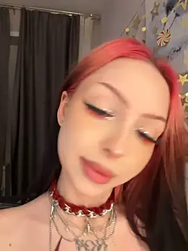 Lina Thornton  online show from January 14, 7:30 pm