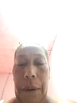 Naomi-Mature online show from October 18, 8:48 am