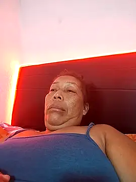 Naomi-Mature online show from February 4, 10:10 am