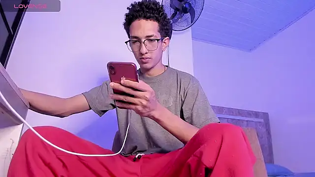 Cj davis  online show from January 12, 7:52 pm