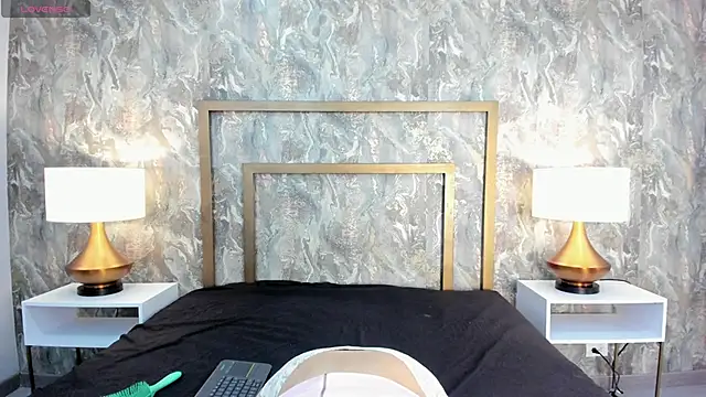 Snapshot of DannaBelucci chatting on September 13, 12:05 pm DannaBelucci online show from September 13, 12:05 pm