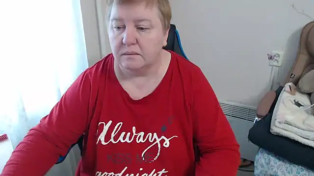 Bertie Adeline online show from December 22, 8:33 am