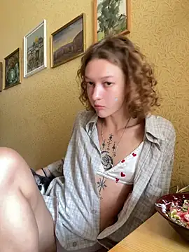 Snapshot of __grace__ chatting on June 29, 9:59 am grace online show from June 29, 9:59 am