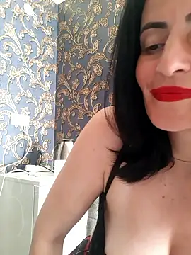 Gecenin Kralicesi online show from May 26, 1:18 pm