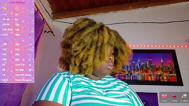 ebony NeighborMoans online show from March 10, 3:11 am