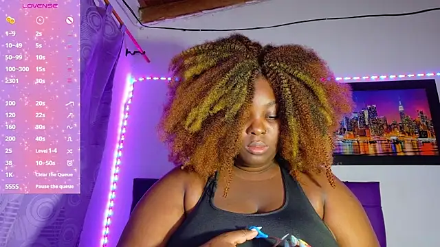 ebony NeighborMoans online show from March 21, 3:22 am