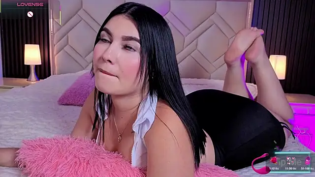 MiaaFarrel online show from February 24, 7:34 pm