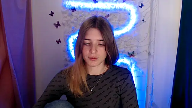 JuiceLips   online show from September 10, 1:22 pm