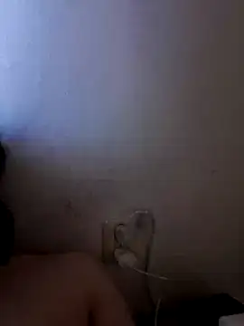 Snapshot of stachujjj chatting on May 28, 9:39 am stachujjj online show from May 28, 9:39 am