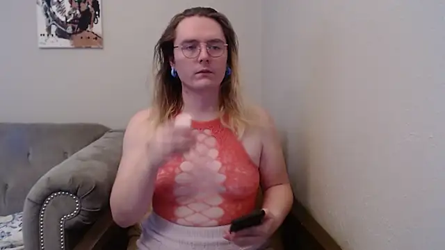 Elliebell online show from January 13, 5:51 pm