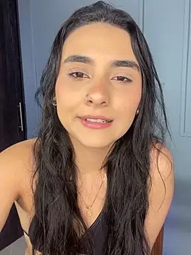 Zafira Montiel online show from December 17, 11:55 pm