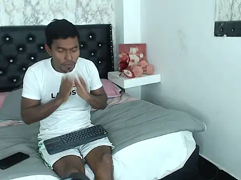 Adam Morgan2 online show from October 5, 2:54 am