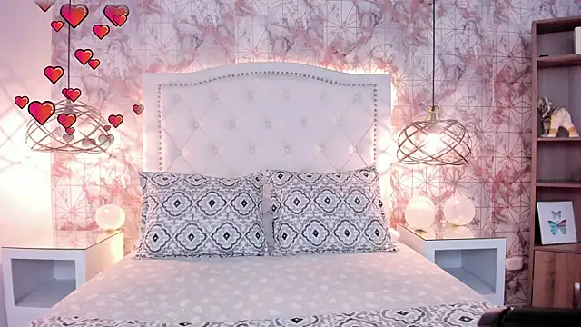 ScarletMore online show from February 15, 1:09 pm