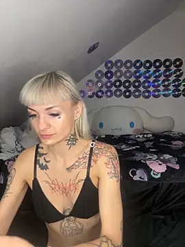 FluffySlutt online show from September 18, 2:30 pm