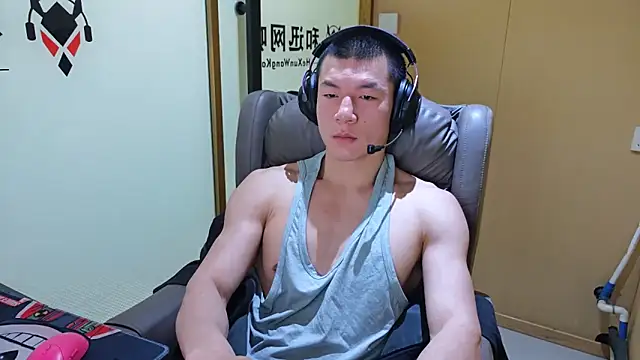 AAASuck online show from February 1, 4:38 pm