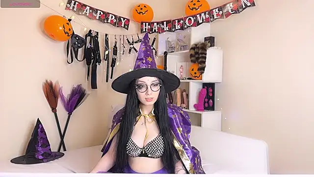 Jinhee Tiny online show from October 31, 3:13 pm