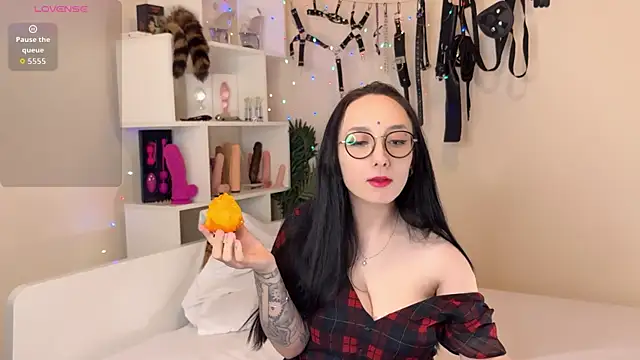 Jinhee Tiny online show from November 5, 1:05 am