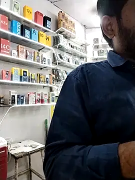 avi007p online show from November 20, 1:55 pm