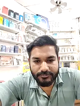 Snapshot of avi007p chatting on March 9, 1:37 pm avi007p online show from March 9, 1:37 pm