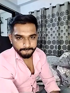 Snapshot of avi007p chatting on March 14, 10:04 pm avi007p online show from March 14, 10:04 pm