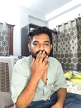 Snapshot of avi007p chatting on June 12, 6:29 pm avi007p online show from June 12, 6:29 pm