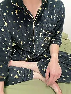 hijin11415 online show from October 20, 1:55 pm