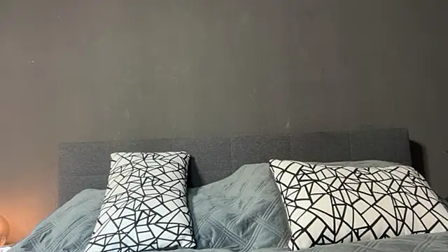 Snapshot of RioBlaze chatting on September 19, 2:40 pm RioBlaze online show from September 19, 2:40 pm