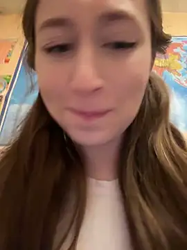 Snapshot of FroggyAnna chatting on March 18, 5:05 pm FroggyAnna online show from March 18, 5:05 pm