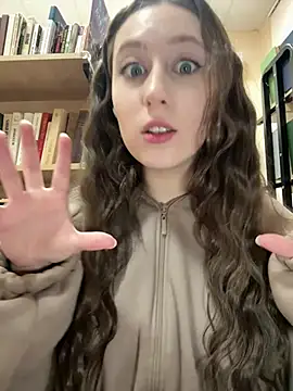 Snapshot of FroggyAnna chatting on March 28, 3:44 pm FroggyAnna online show from March 28, 3:44 pm