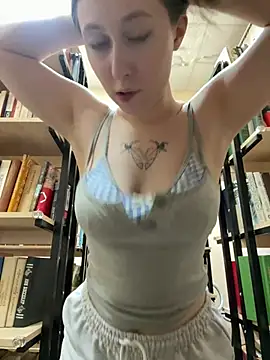 Snapshot of FroggyAnna chatting on April 16, 6:09 pm FroggyAnna online show from April 16, 6:09 pm