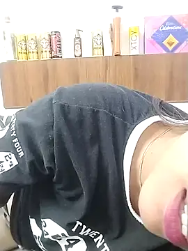 Sexy vernilla online show from November 2, 5:26 pm