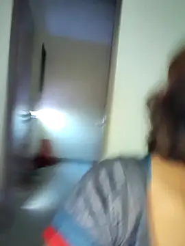 Snapshot of Love_birdss69 chatting on October 26, 2:17 am Love birdss69 online show from October 26, 2:17 am