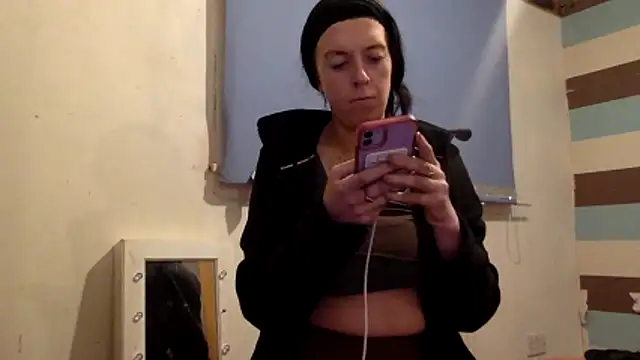 Snapshot of Bellababexox_ chatting on December 5, 1:58 am Bellababexox online show from December 5, 1:58 am