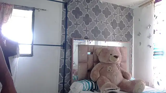 LicyEvans1 online show from March 26, 5:18 pm