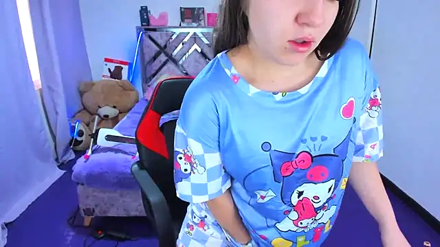 Luna Analya online show from March 5, 1:40 pm