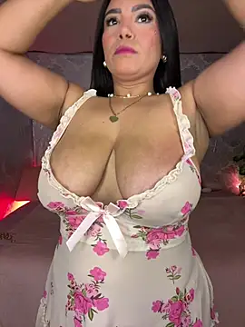 Snapshot of Vicky_Saidi chatting on May 22, 9:59 am Vicky Saidi online show from May 22, 9:59 am