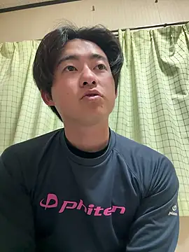 Snapshot of shoma2003 chatting on March 12, 12:55 pm shoma2003 online show from March 12, 12:55 pm
