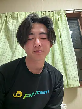 Snapshot of shoma2003 chatting on March 24, 1:27 pm shoma2003 online show from March 24, 1:27 pm