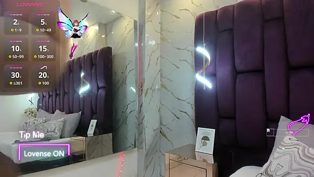 megannherrera online show from September 17, 12:07 pm