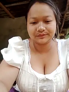 girl-babi online show from May 15, 11:12 pm