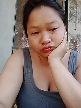 girl-babi online show from May 28, 9:28 am
