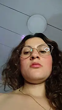lindasyt online show from May 26, 9:49 am