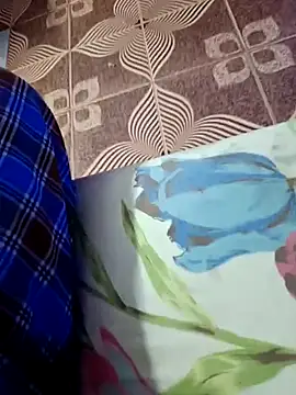 Snapshot of maddy3108 chatting on November 22, 10:53 pm maddy3108 online show from November 22, 10:53 pm