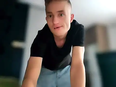 Czapeczkachcesexucipki online show from July 11, 6:49 am