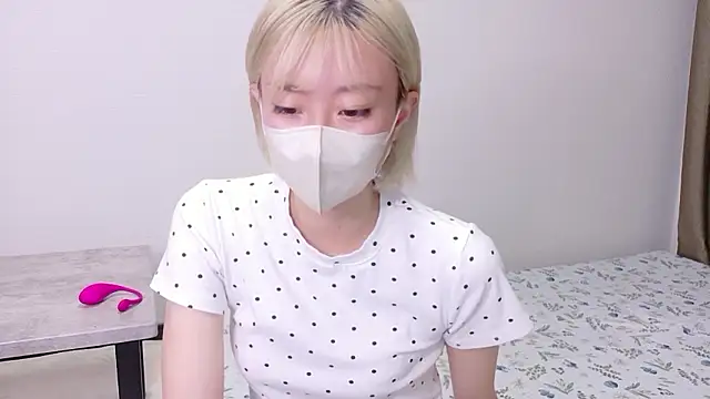 Snapshot of Nana__ch chatting on June 26, 10:19 am Nana ch online show from June 26, 10:19 am