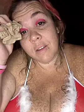 Courdles online show from December 3, 7:49 am