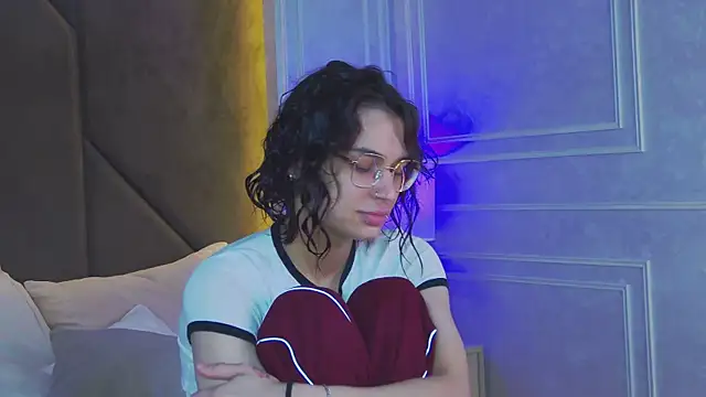 VioletAsh online show from July 9, 4:38 am
