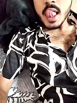 Hotyy subhu online show from October 5, 2:15 pm