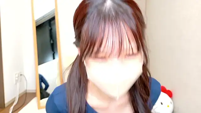 Snapshot of riri__nyan_o0 chatting on February 15, 8:46 am riri nyan o0 online show from February 15, 8:46 am